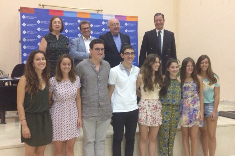 Antoni Fernández, guardonat per la UIB
