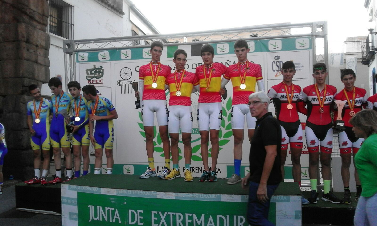 Maties Gornals, Campió d'Espanya de persecució per equips