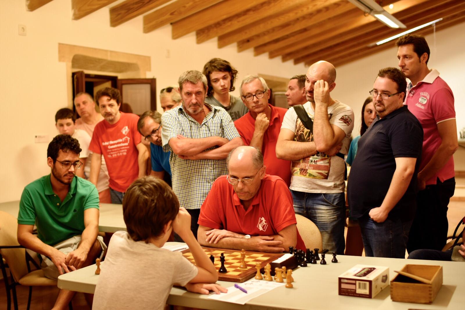 Javier Cisneros, campió del Torneig Migjorn d'escacs