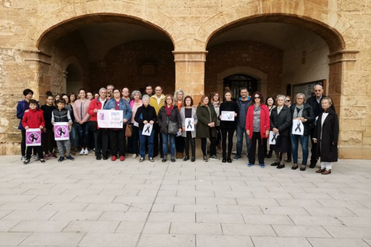 Un minut de silenci contra la violència masclista