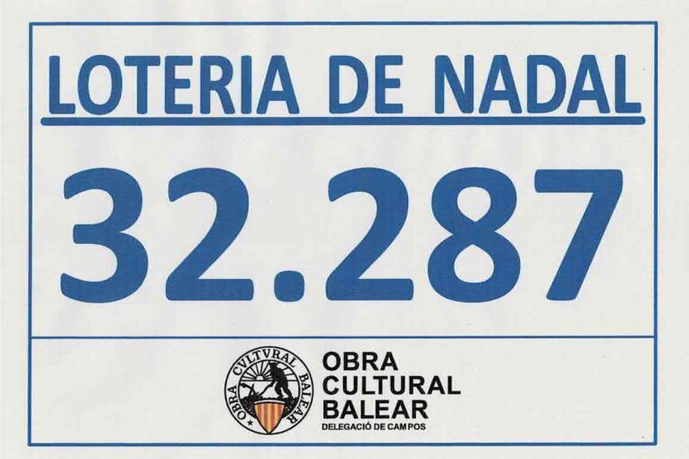 Venda de loteria de l'Obra Cultural Balear de Campos