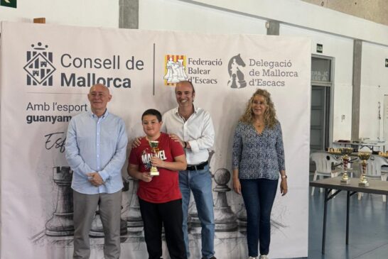 Tots els representants del Club Foment d'Escacs de Campos es classifiquen per la final escolar